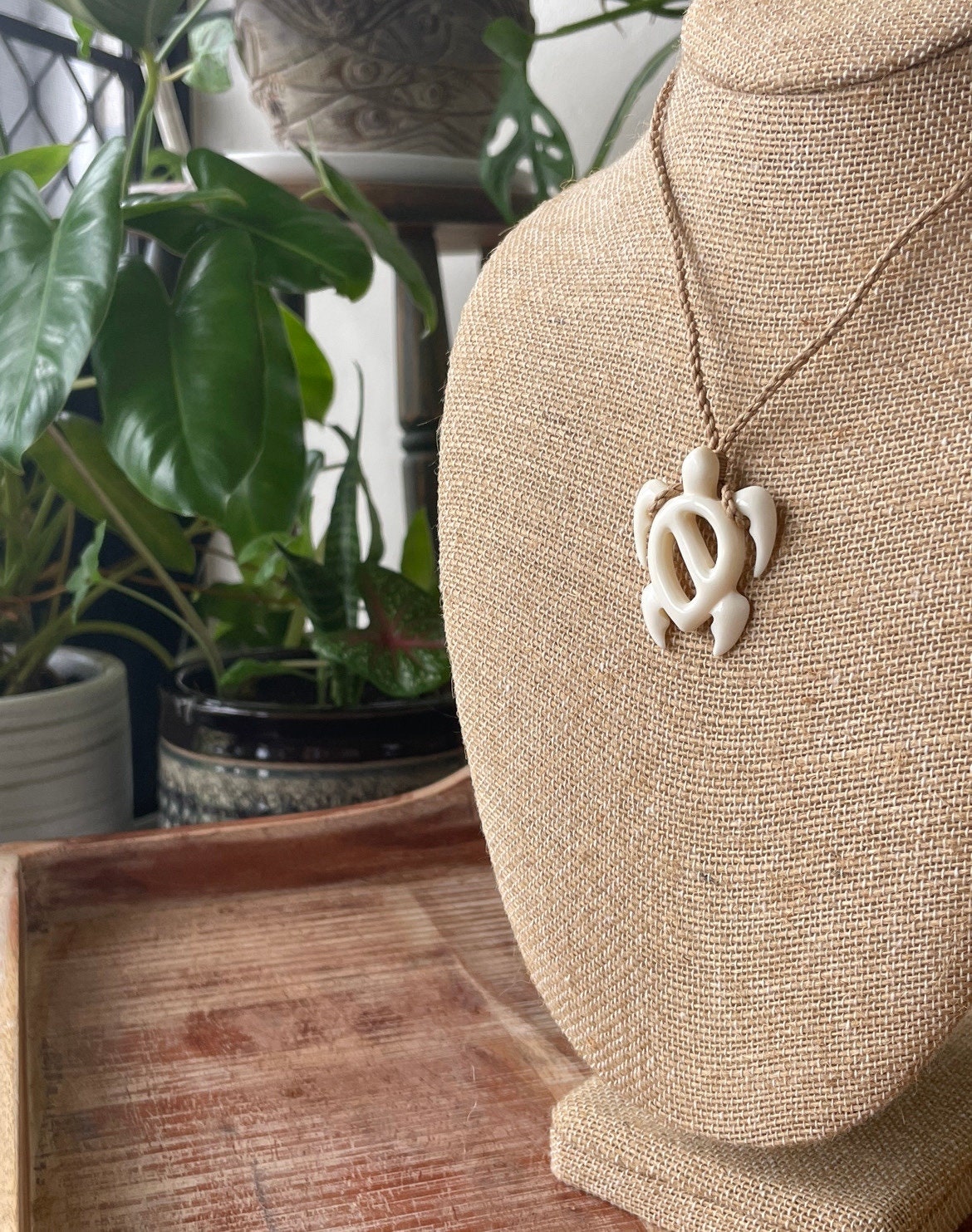 Diver’s Hand Carved Solid Bone Polynesian & Micronesian Dive Flag Turtle Necklace