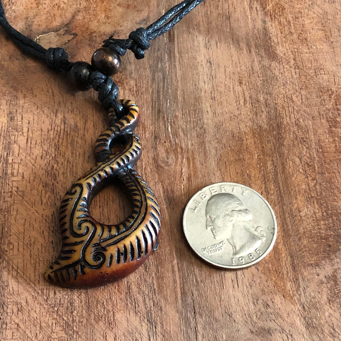 Yak Bone Pikorua Necklace: Adjustable Polynesian Surfer Style