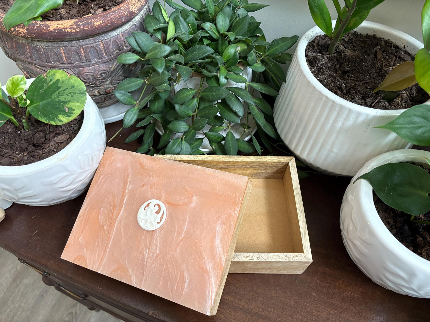 Hand-Crafted Polynesian Trinket Box: Faux Shell Inlay, Bone Koru Decor