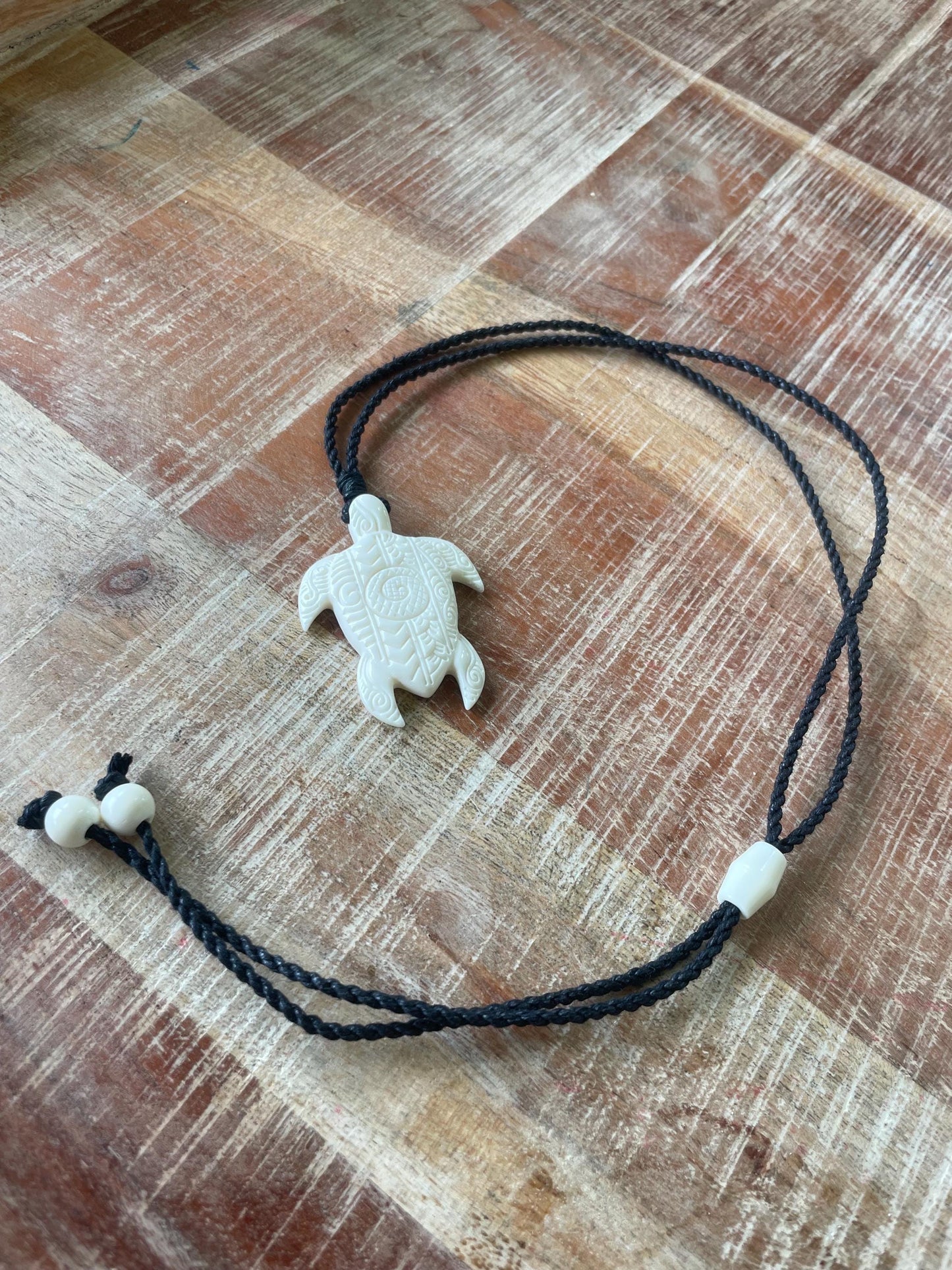 Hand Carved Buffalo Bone Sea Turtle Pendant – Polynesian Honu Necklace