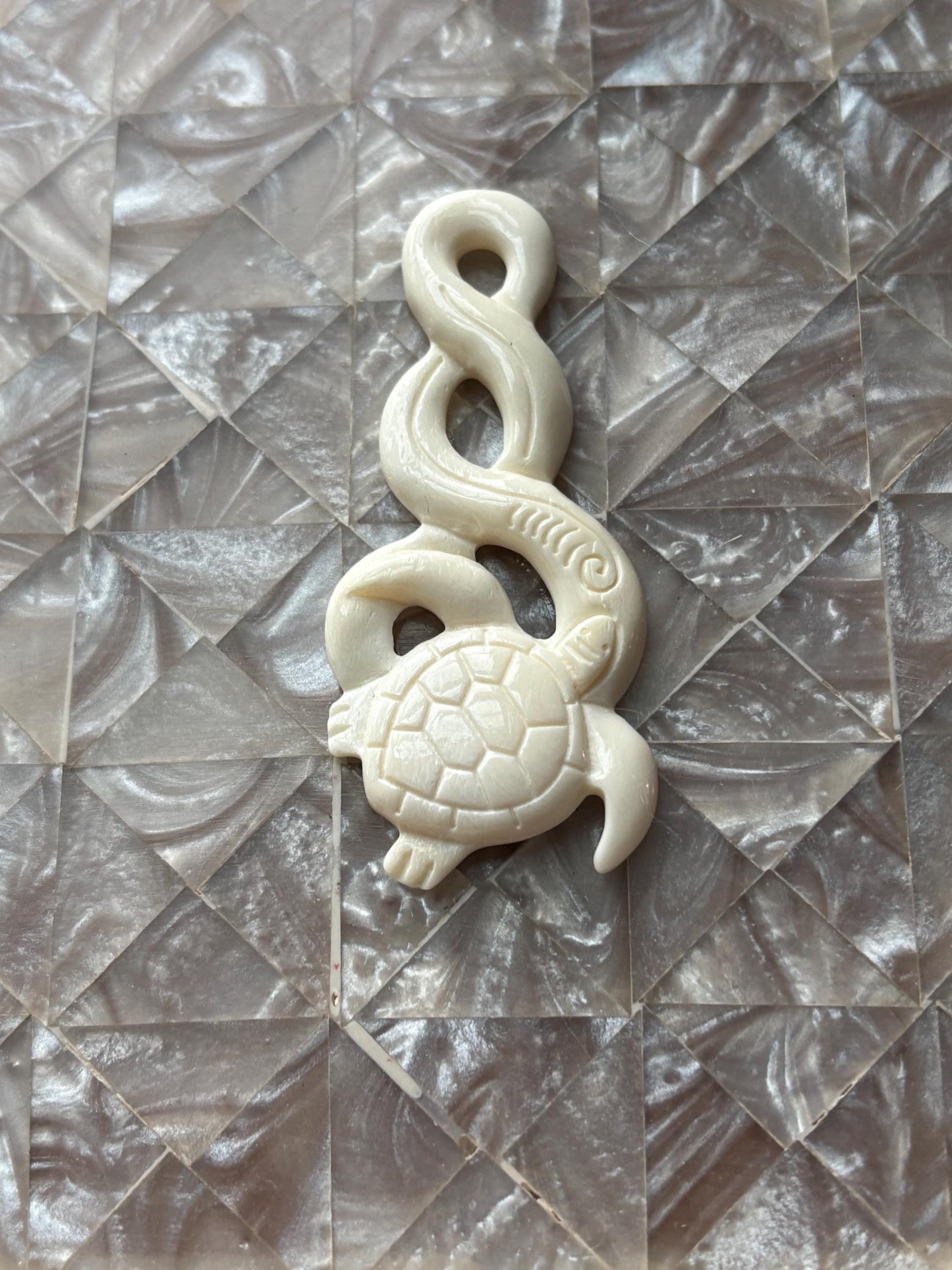 Hand-Crafted Polynesian Trinket Box, Faux Shell Inlay, Bone Turtle Charm