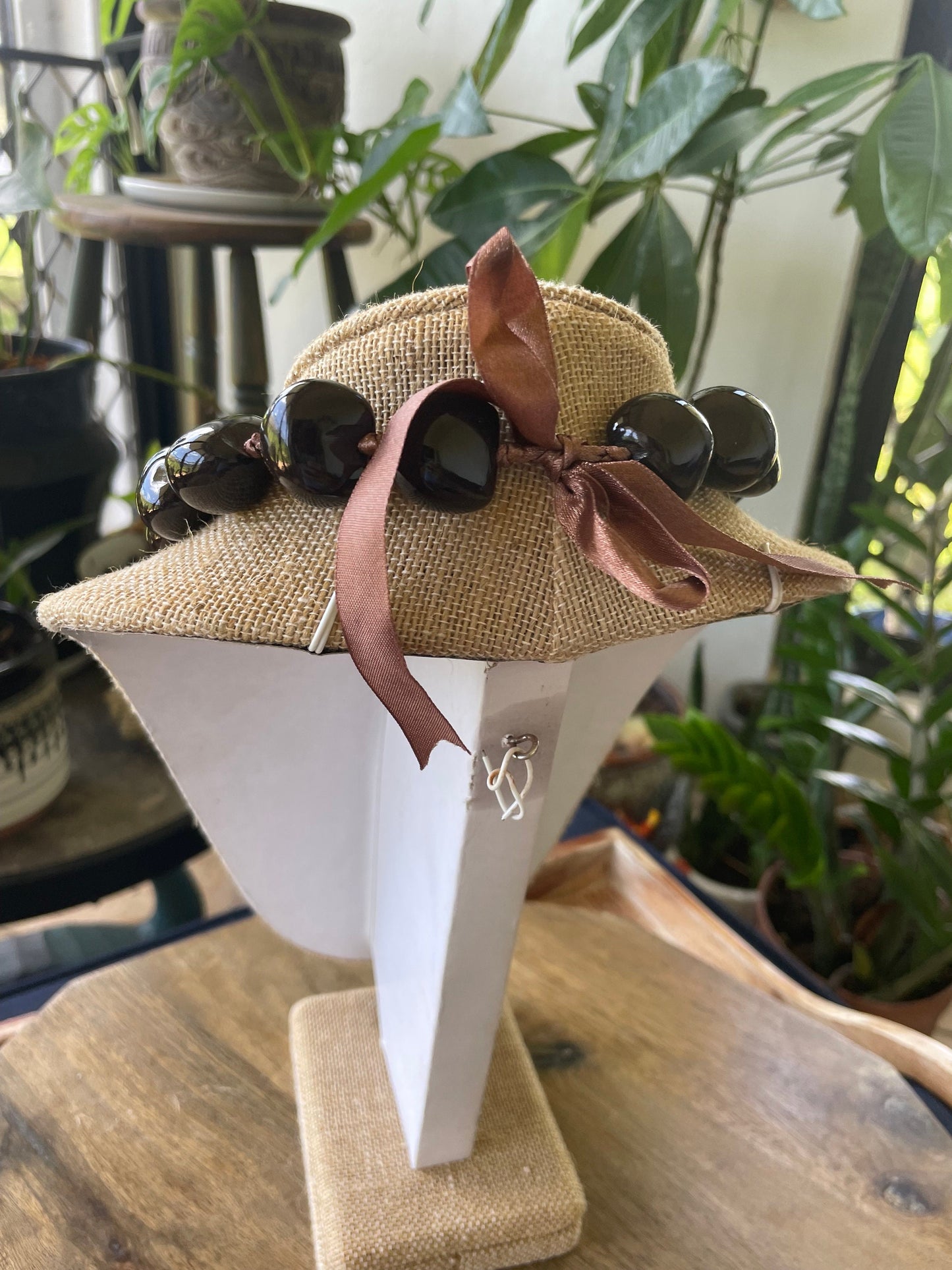 Kukui Nut Lei, Fish Hook or Sea Turtle Pendant, Albesia Wood & Shell