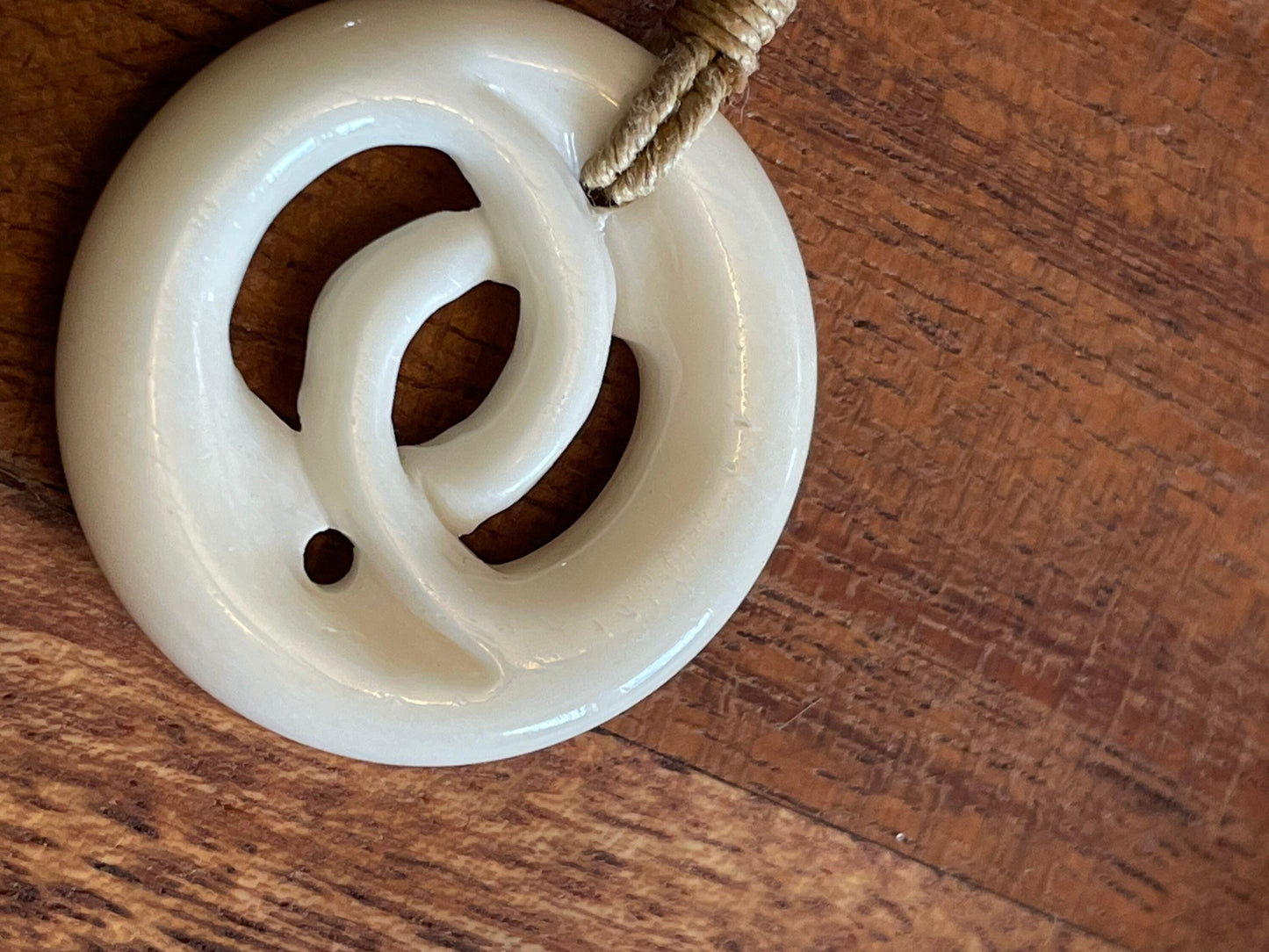Small Hand Carved Solid Bone Link- Adjustable Necklace - Beat Friends