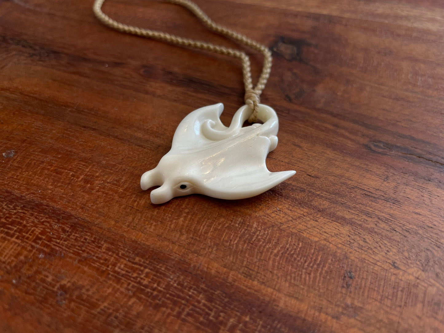Hand Carved Buffalo Bone Manta Ray Necklace – Polynesian Freedom Symbol