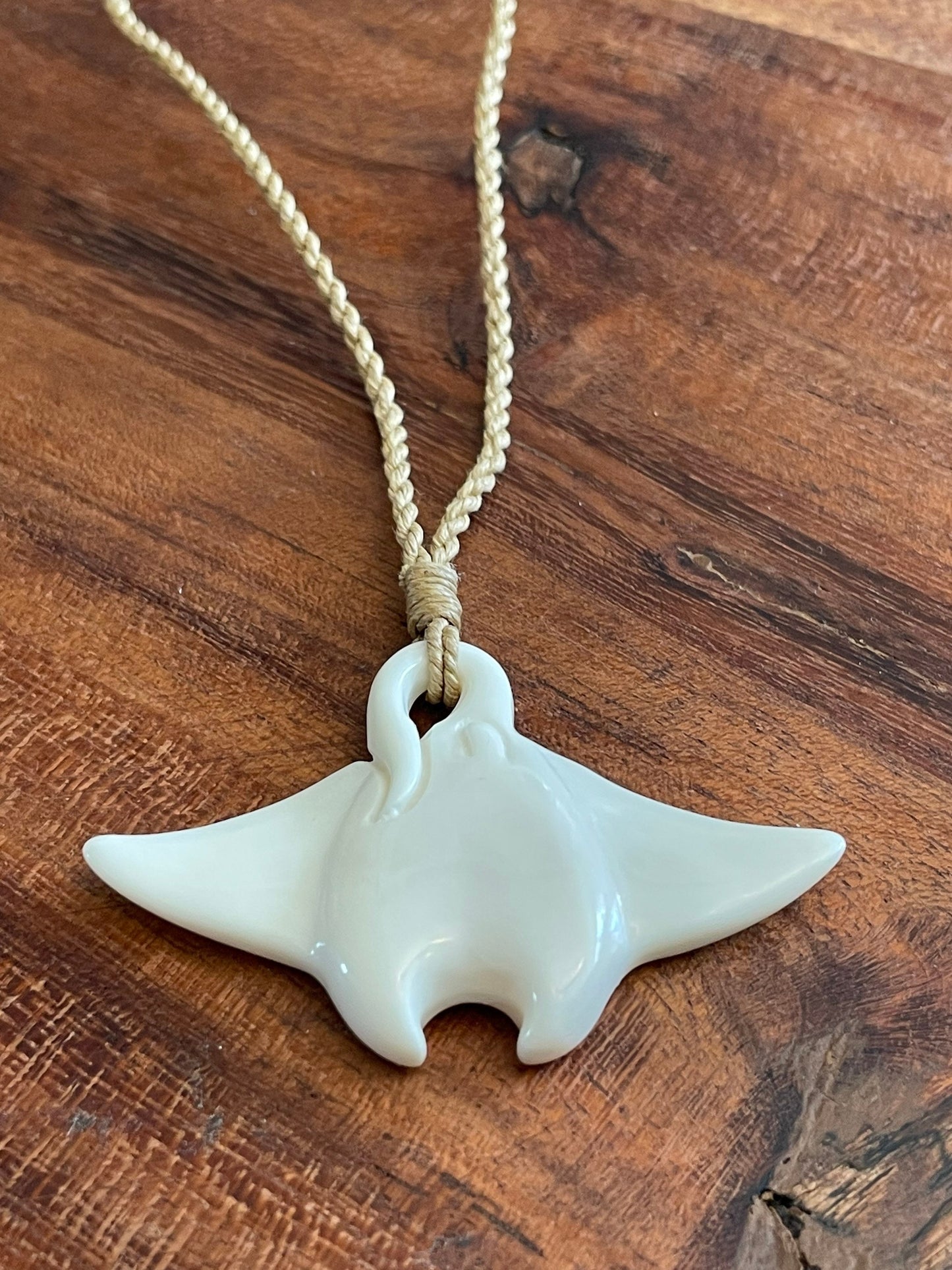 Hand Carved Buffalo Bone Manta Ray Necklace - Boho Polynesian Jewelry
