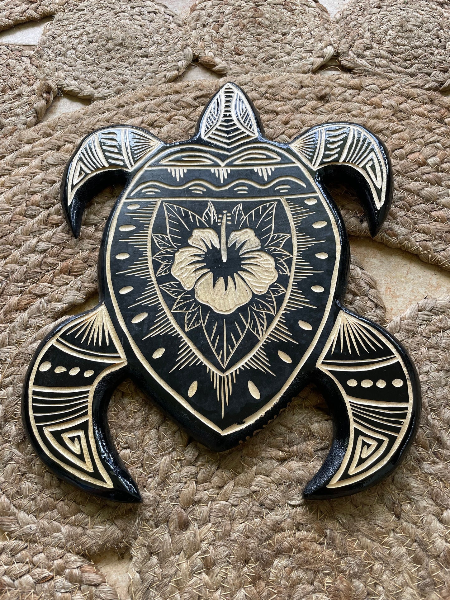 Hand Carved Sea Turtle Plaque – Polynesian Hibiscus Wood Wall Art