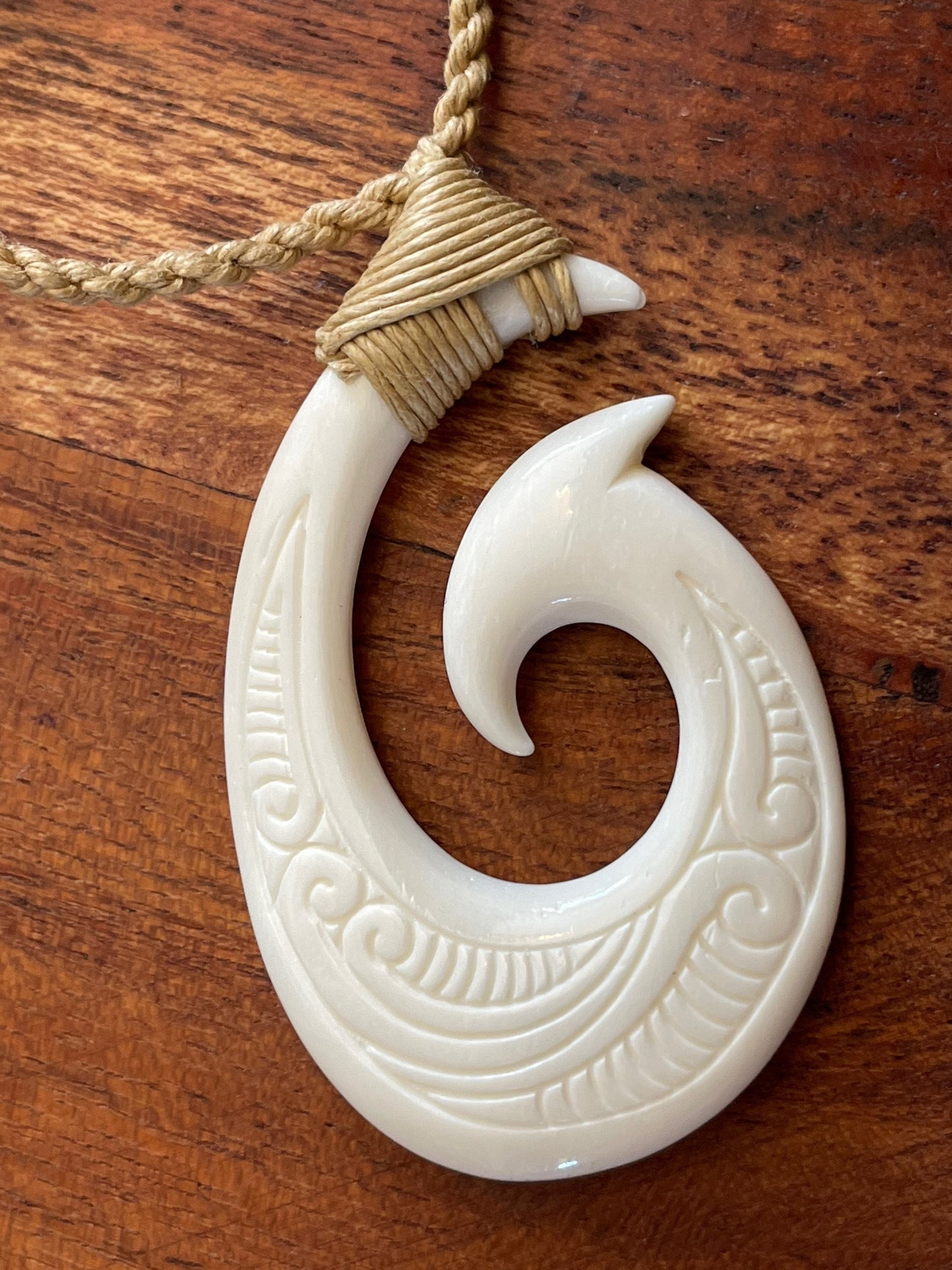 Hand Carved Buffalo Bone Fish Hook Necklace – Polynesian Koru Hei Makau