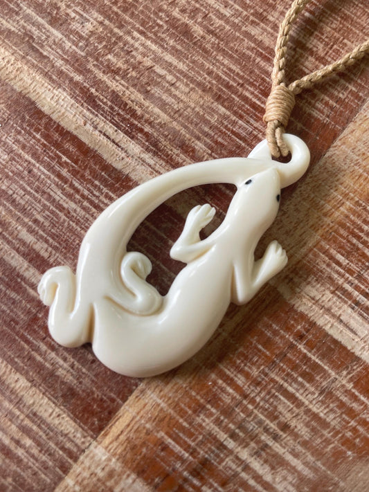 Traditional Lizard (Luck & Fortune) Solid Hand Carved Buffalo Bone Polynesian Adjustable Necklace