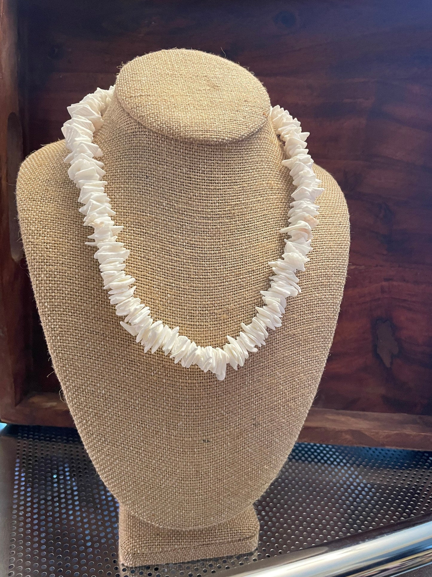 Classic White Authentic Puka Shell Necklace - Retro 1990’s Style