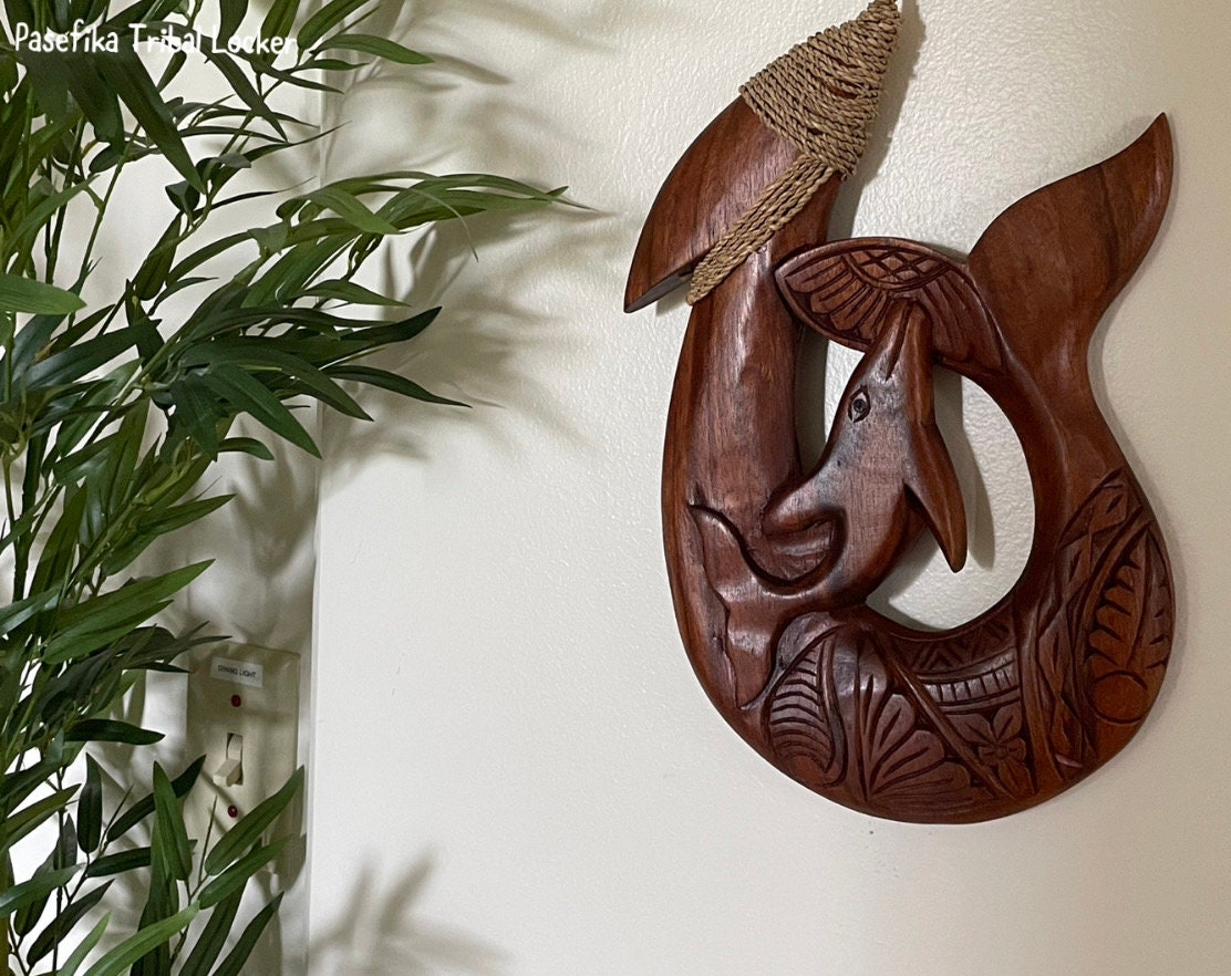 Hand-Carved Sea Hibiscus Wood Makau – Dolphin Tribal Design