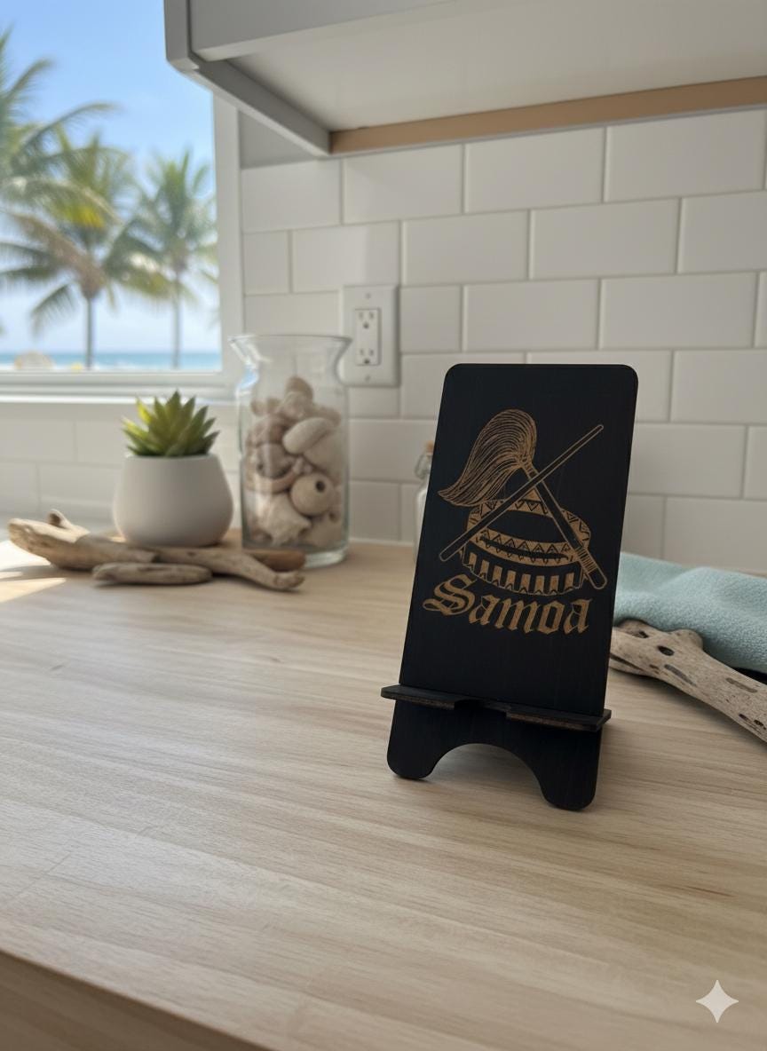 Customizable Samoan Cell Phone Holder: Engraved Seal of Samoa