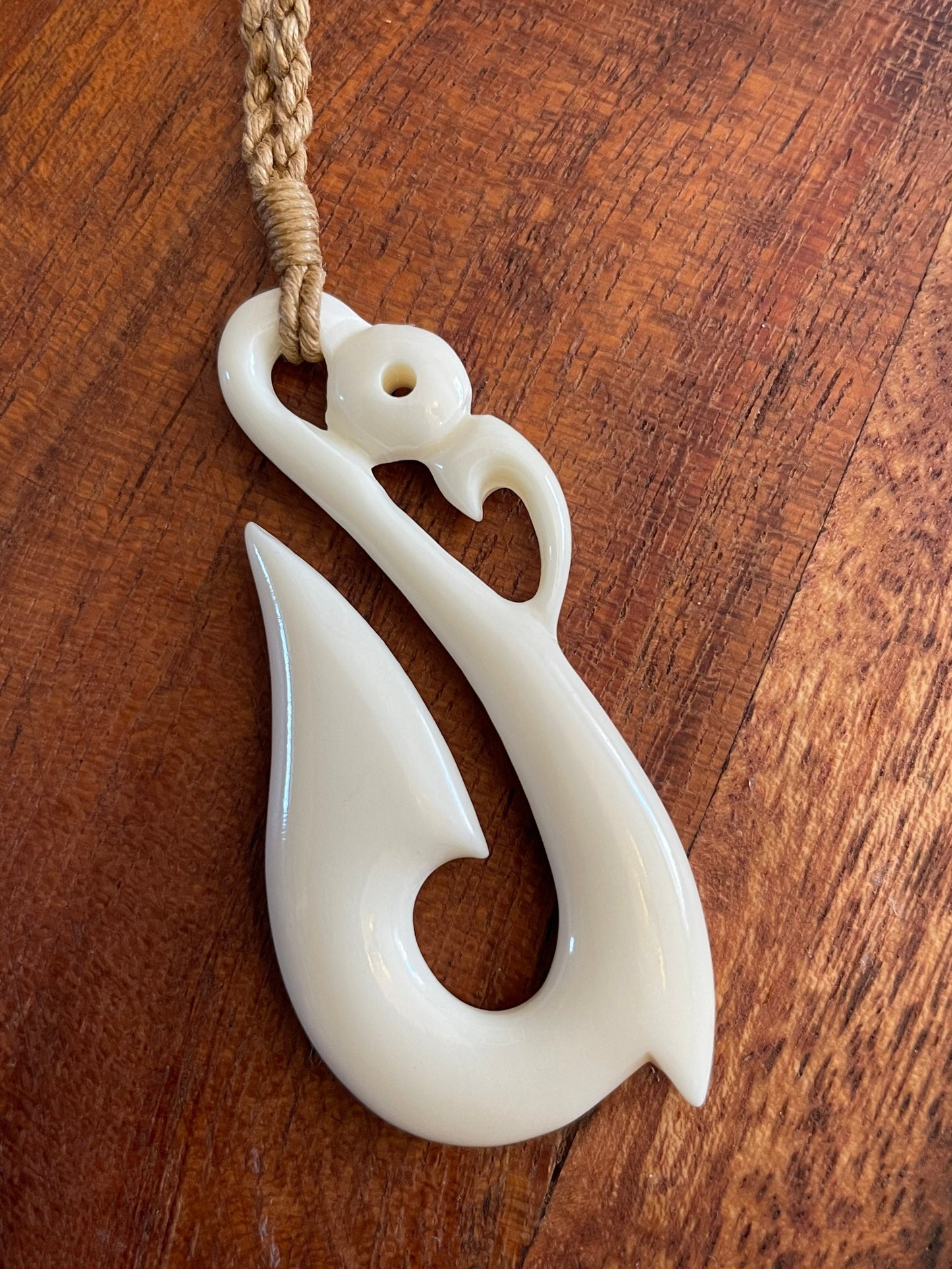 Hand Carved Buffalo Bone Fish Hook Necklace - Polynesian Makau Jewelry