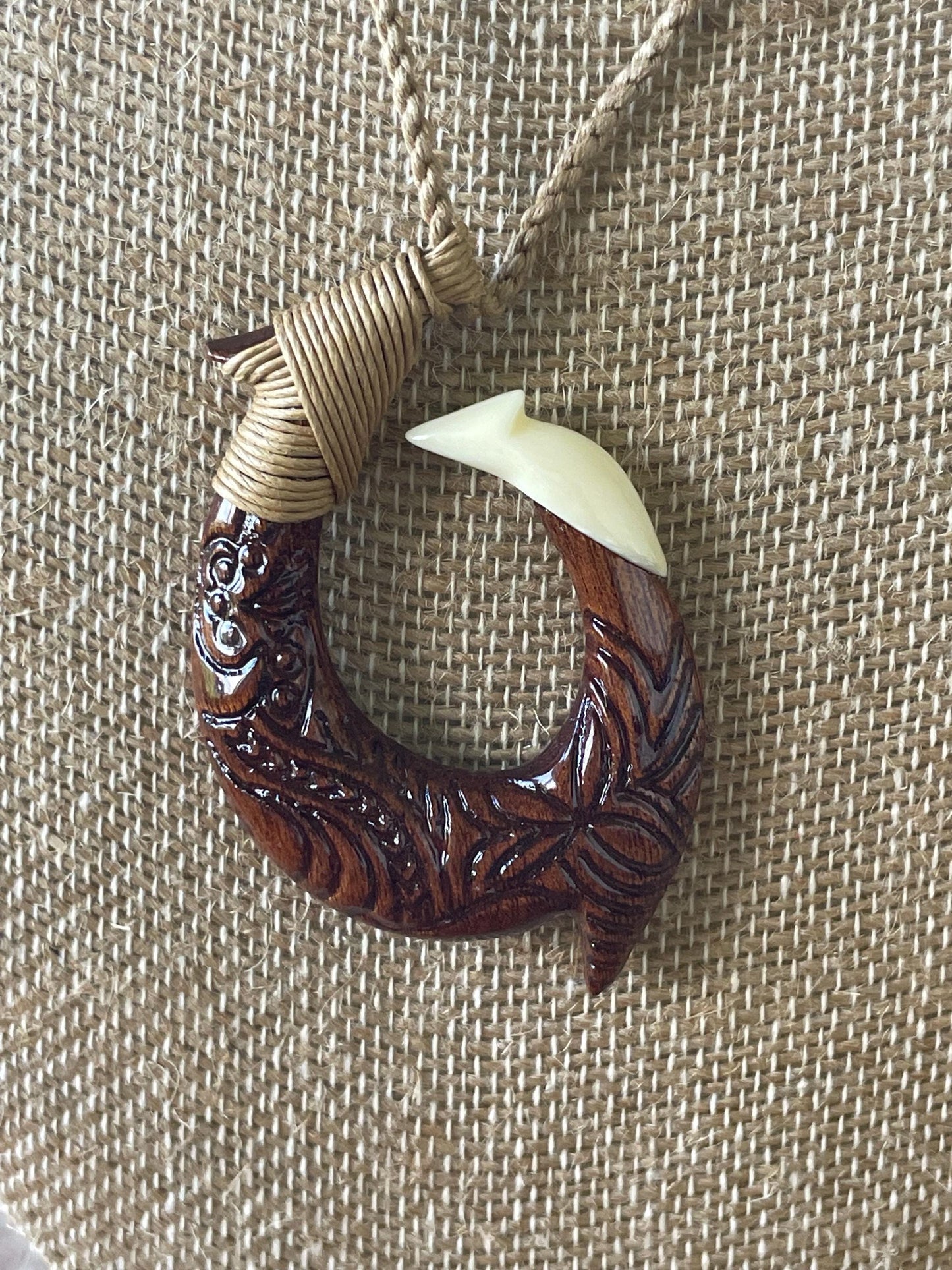 Handcarved Bone & Koa Wood Makau Pendant – Hawaiian Fish Hook Necklace