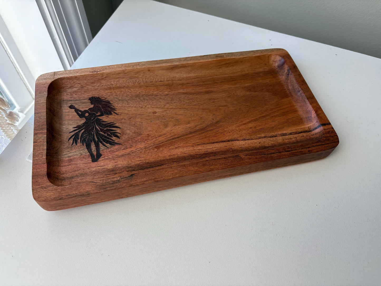 Pacific Islander Hula Girl Wooden Tray: Beautifully Engraved Wood Dish