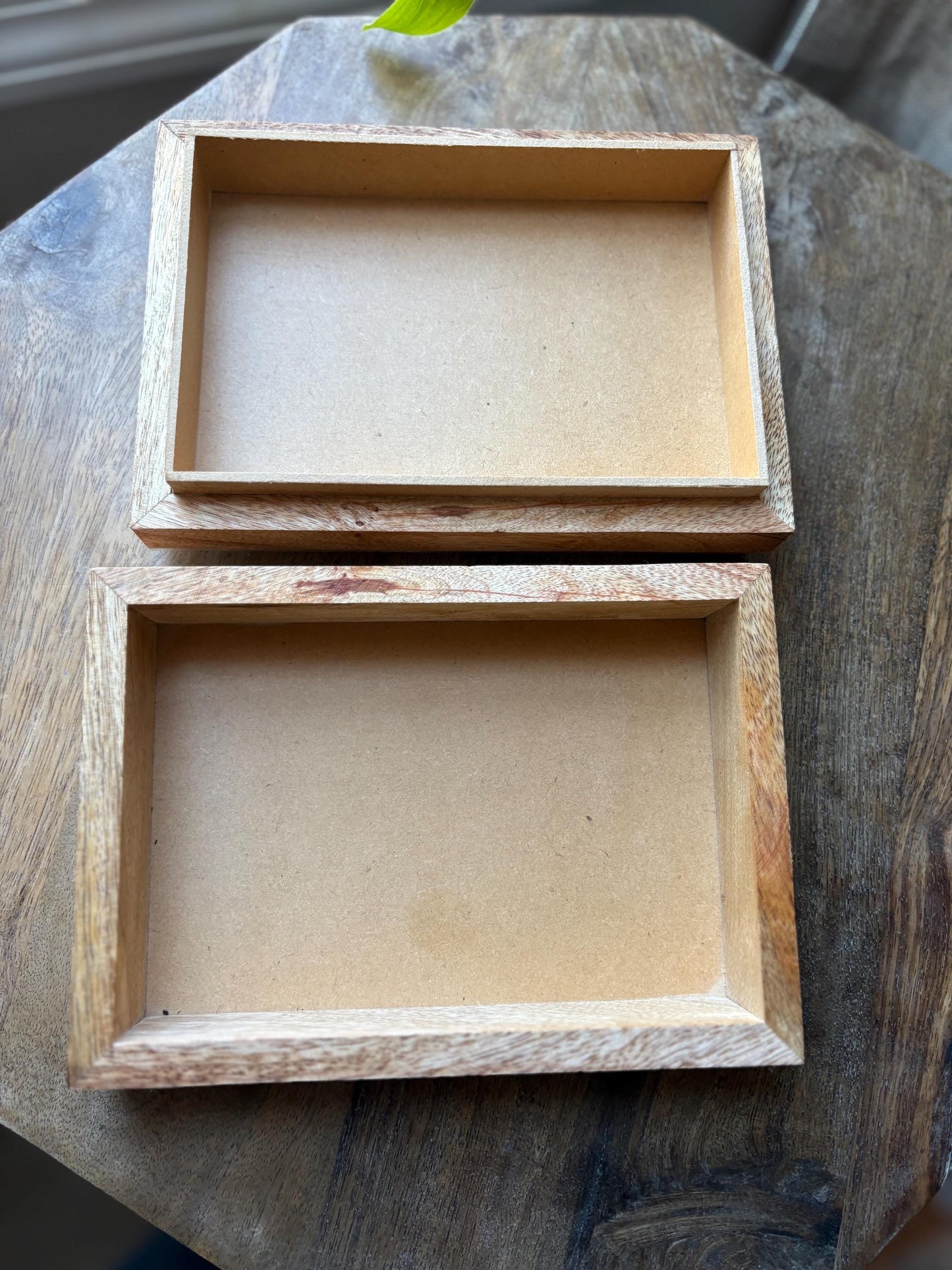 Hand-Crafted Polynesian & Micronesian Wooden and Faux Shell Inlay Box with Bone Koru Decor
