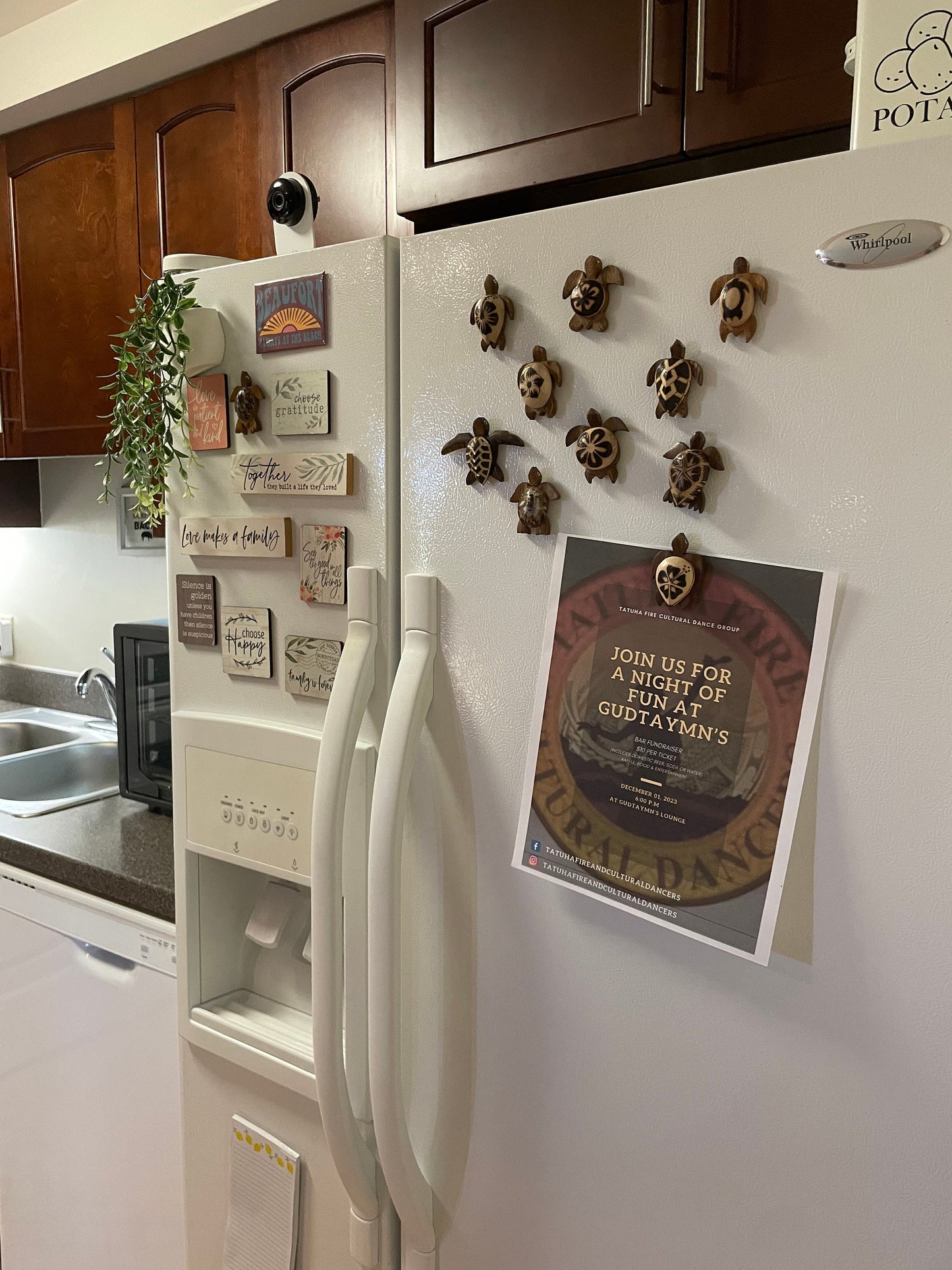 Handmade Wood Honu Magnet - Polynesian Sea Turtle Fridge Decor