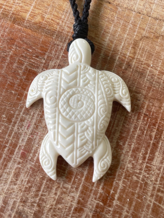 Hand Carved Buffalo Bone Sea Turtle Pendant – Polynesian Honu Necklace
