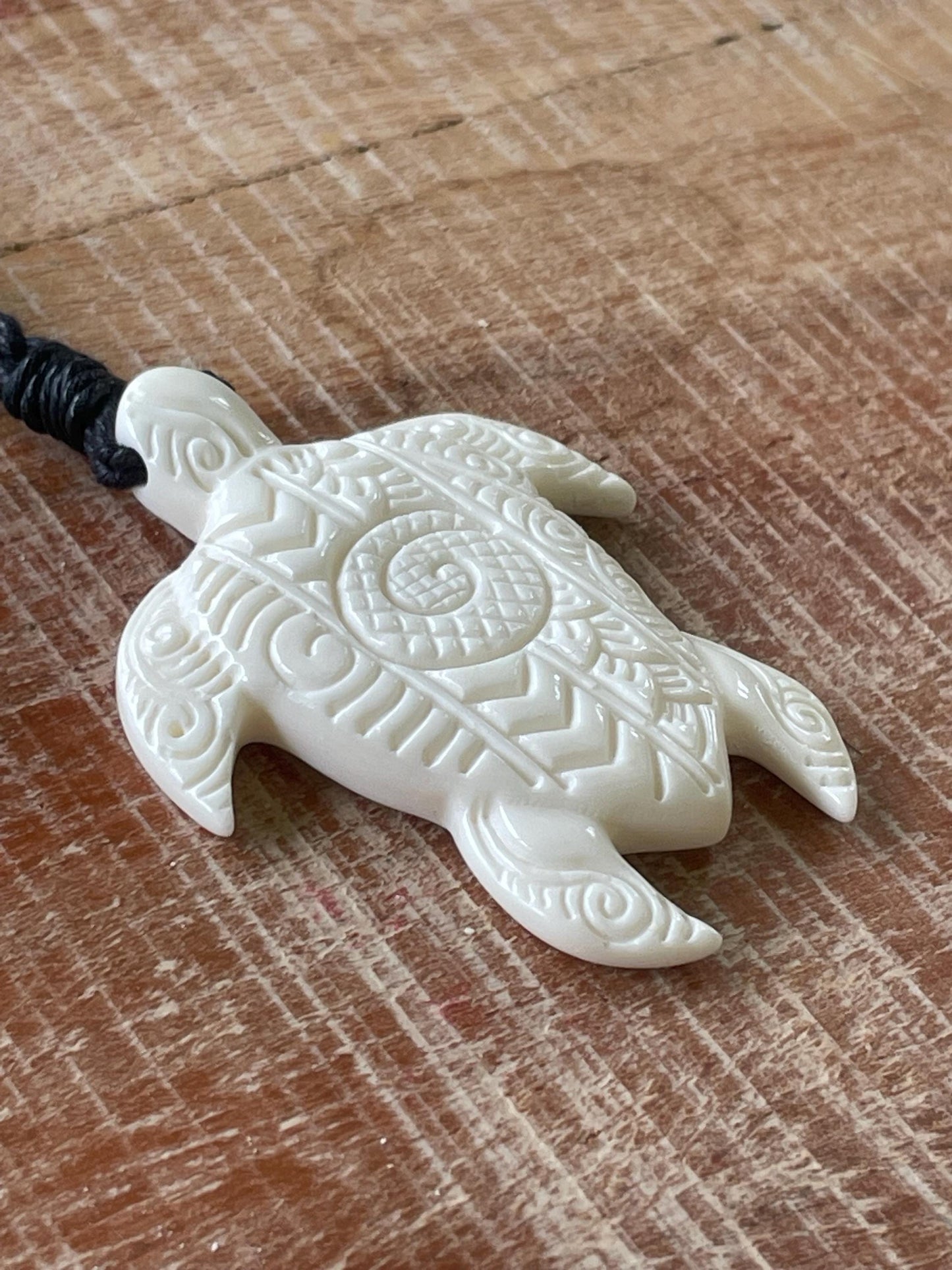 Hand Carved Buffalo Bone Sea Turtle Pendant – Polynesian Honu Necklace