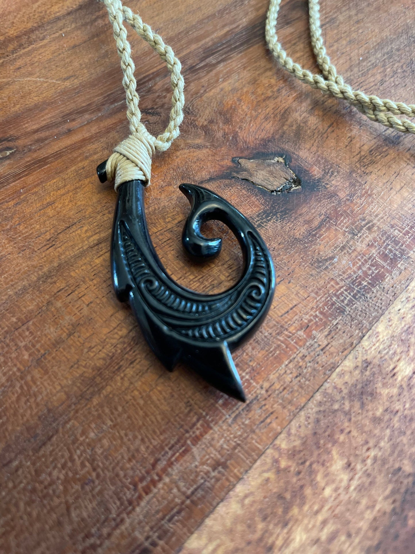 Handsome Onyx Dyed Solid Real Buffalo Bone Makau or Fish Hook Adjustable Necklace