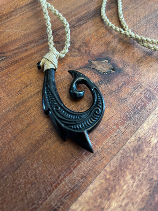 Handsome Onyx Dyed Solid Real Buffalo Bone Makau or Fish Hook Adjustable Necklace