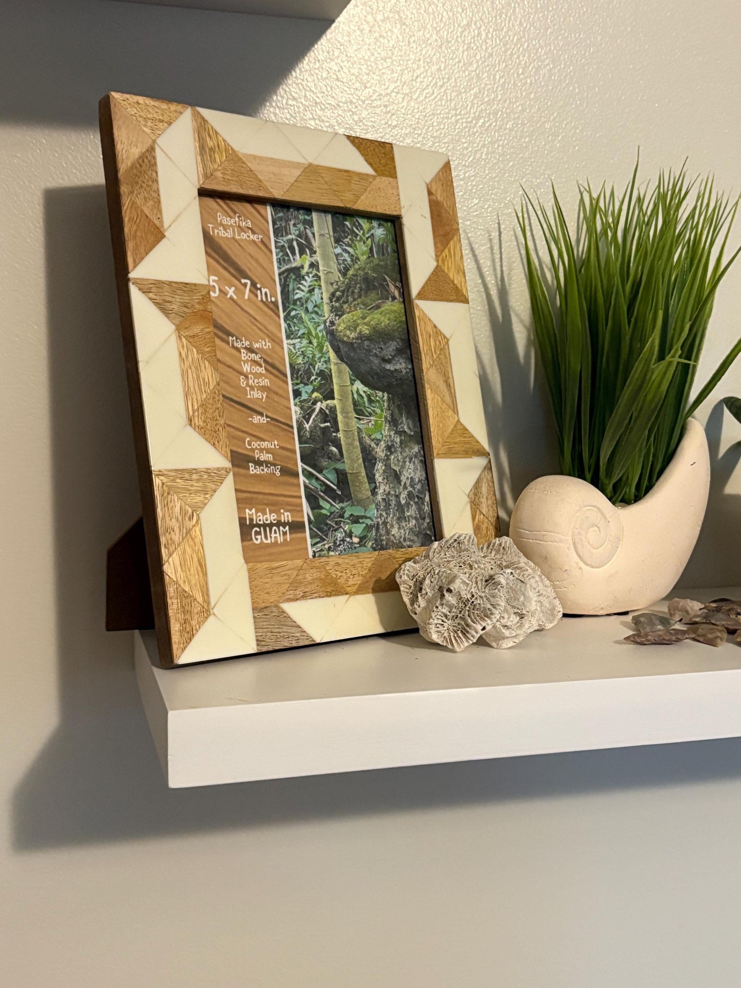 Polynesian Bone & Wood Inlay Picture Frame (5x7)