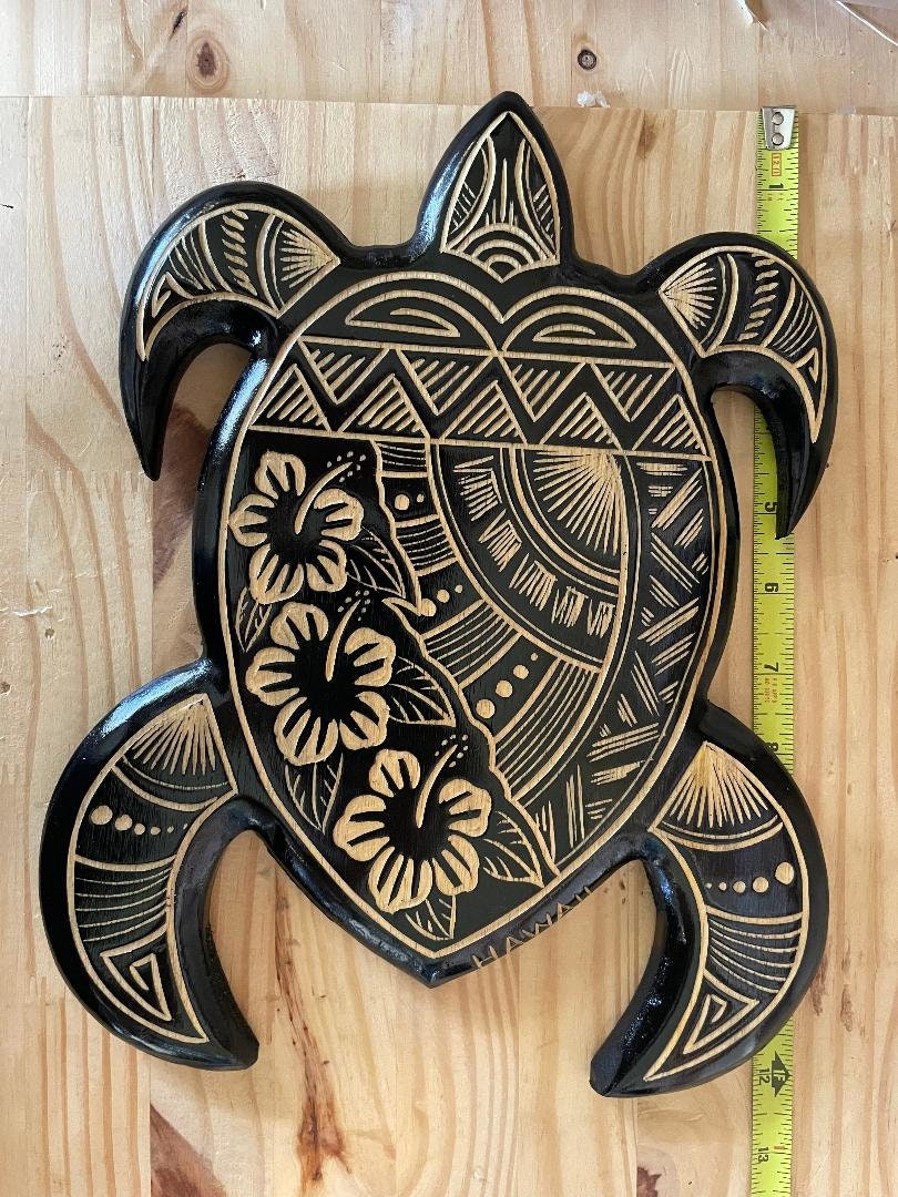 Hand Carved Polynesian Sea Turtle Plaque with Hibiscus