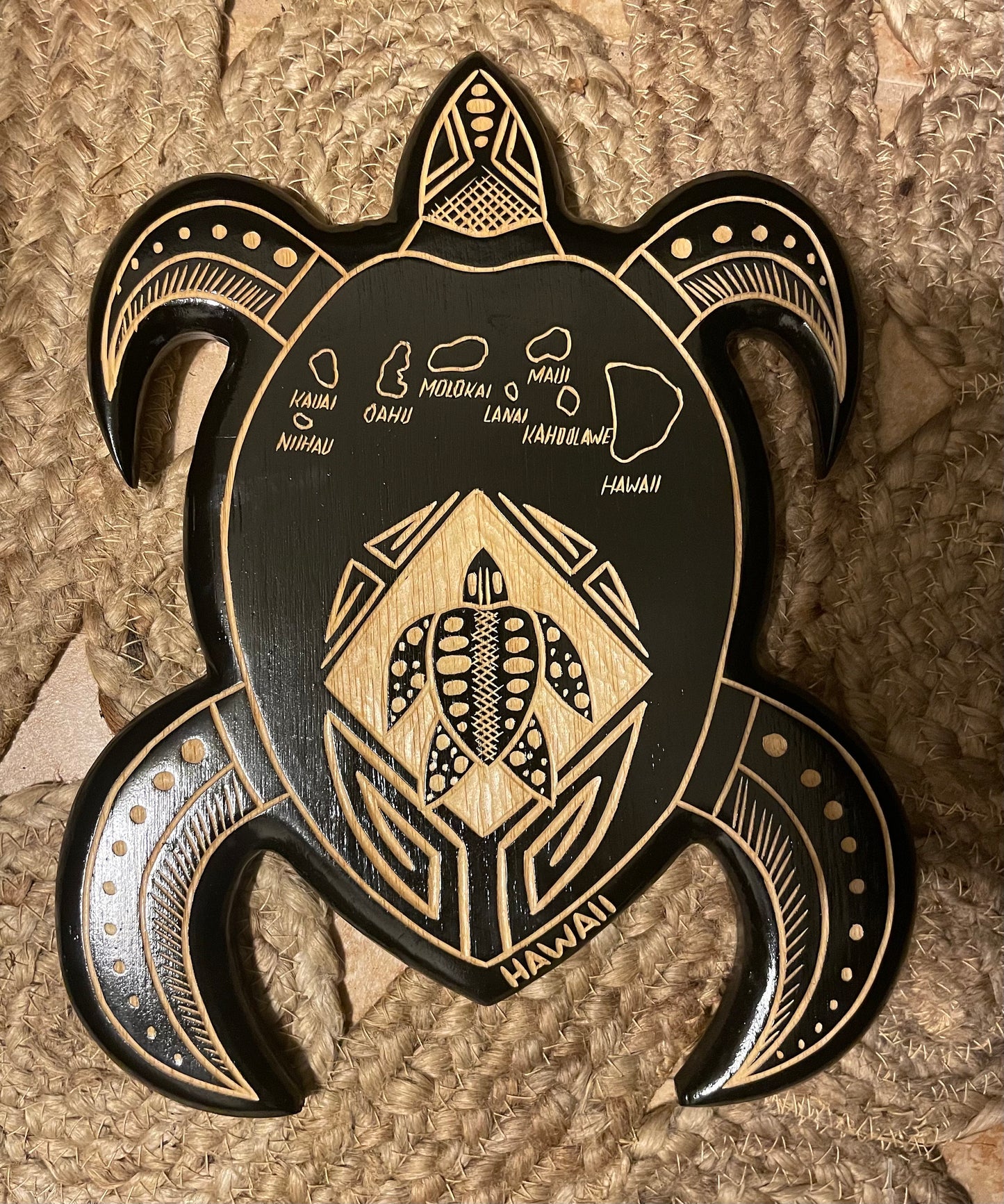 Hand Carved Sea Turtle Plaque – Polynesian Hibiscus Wood Wall Art