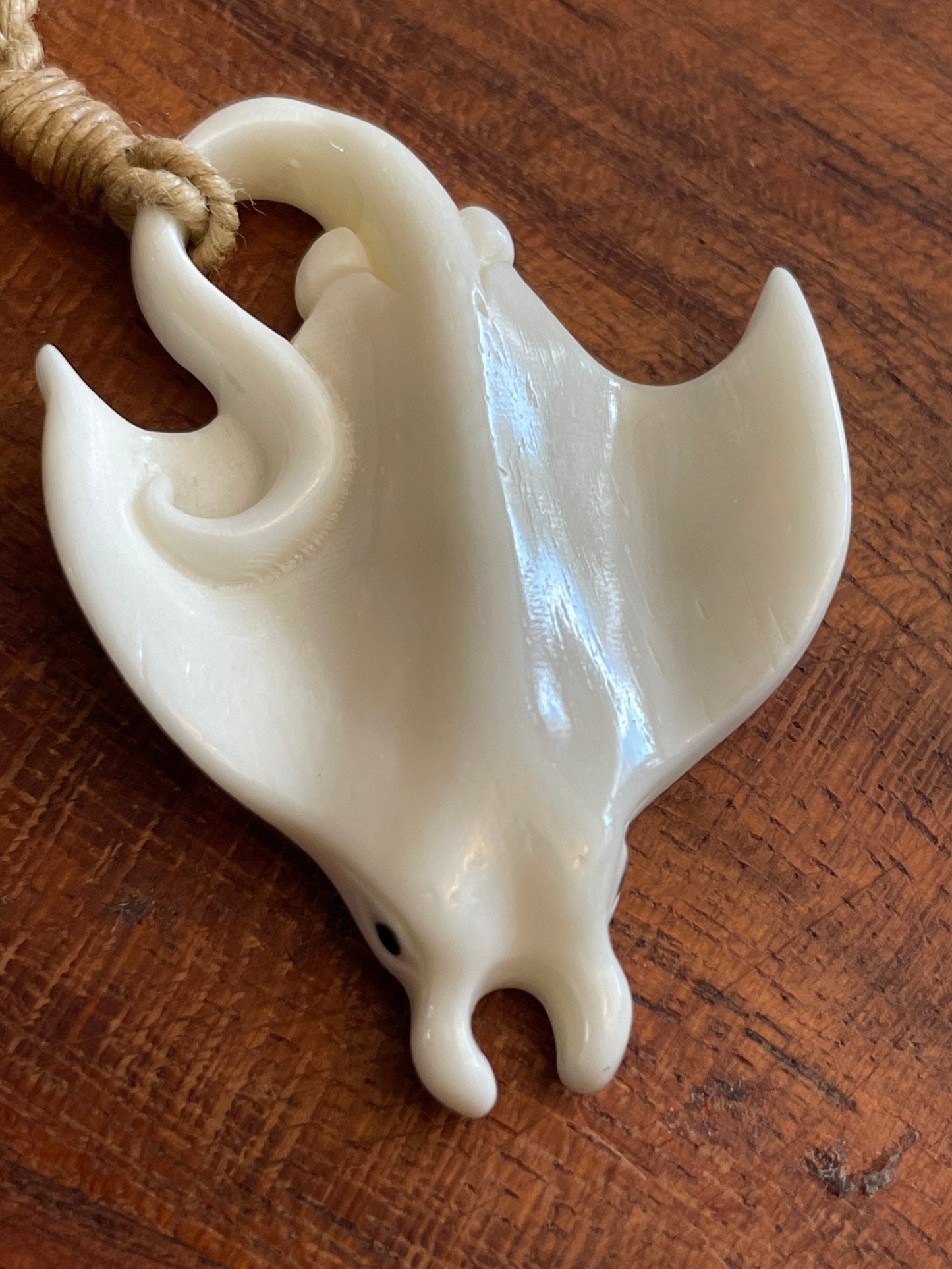 Hand Carved Buffalo Bone Manta Ray Necklace – Polynesian Freedom Symbol
