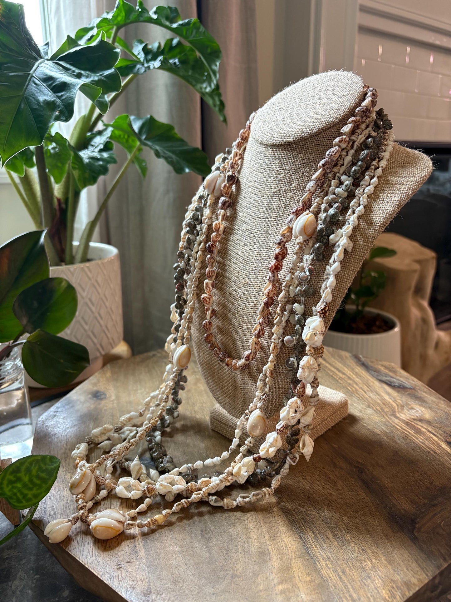 Seashell Lei Set: Authentic Polynesian Celebration Necklaces