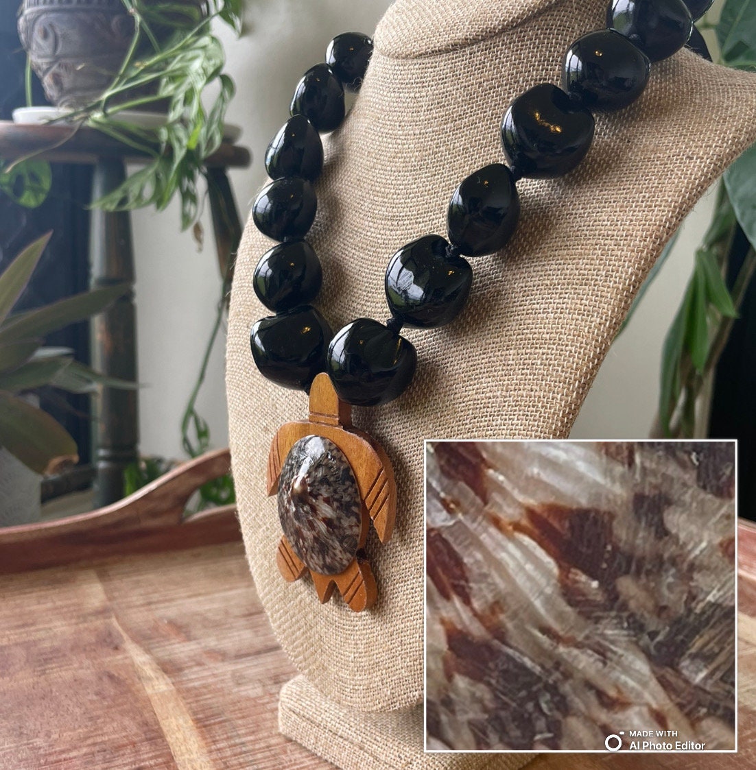 Kukui Nut Lei, Fish Hook or Sea Turtle Pendant, Albesia Wood & Shell