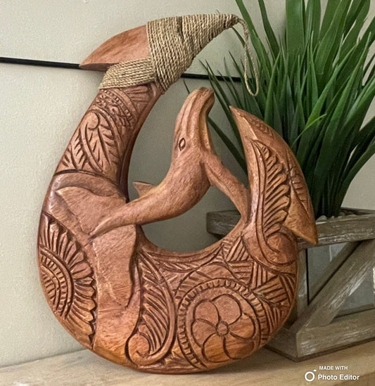 Hand-Carved Sea Hibiscus Wood Makau – Whale Center, Traditional Tribal Design