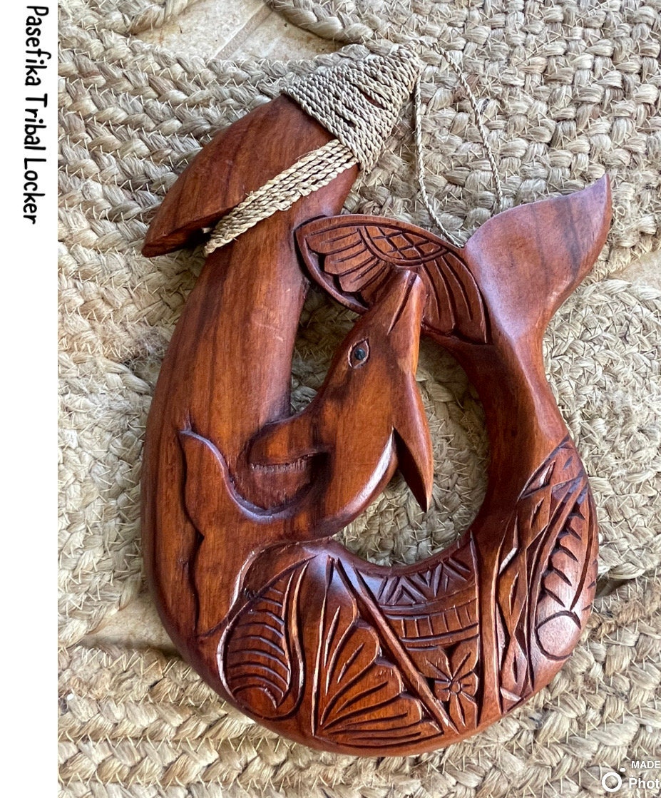 Hand-Carved Sea Hibiscus Wood Makau – Dolphin Tribal Design