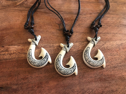 Buffalo Bone Makau Necklace: Polynesian Fish Hook, Adjustable Boho Surfer Style