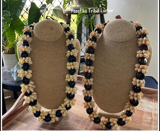 Authentic Kukui Nut & Cowrie Shell Lei – Adjustable Ribbon Tie