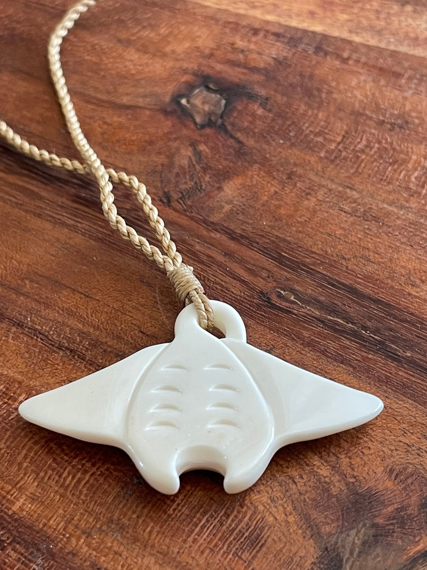 Hand Carved Buffalo Bone Manta Ray Necklace - Boho Polynesian Jewelry