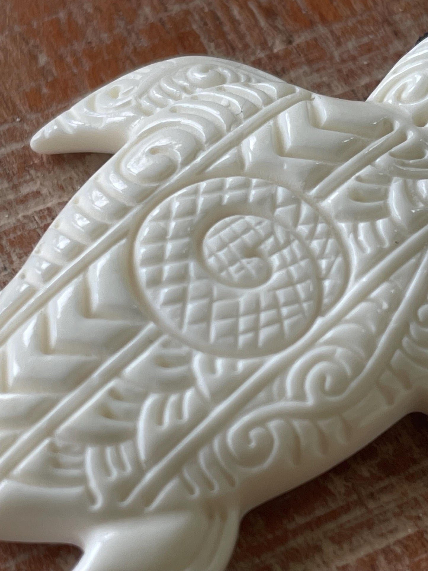 Hand Carved Buffalo Bone Sea Turtle Pendant – Polynesian Honu Necklace