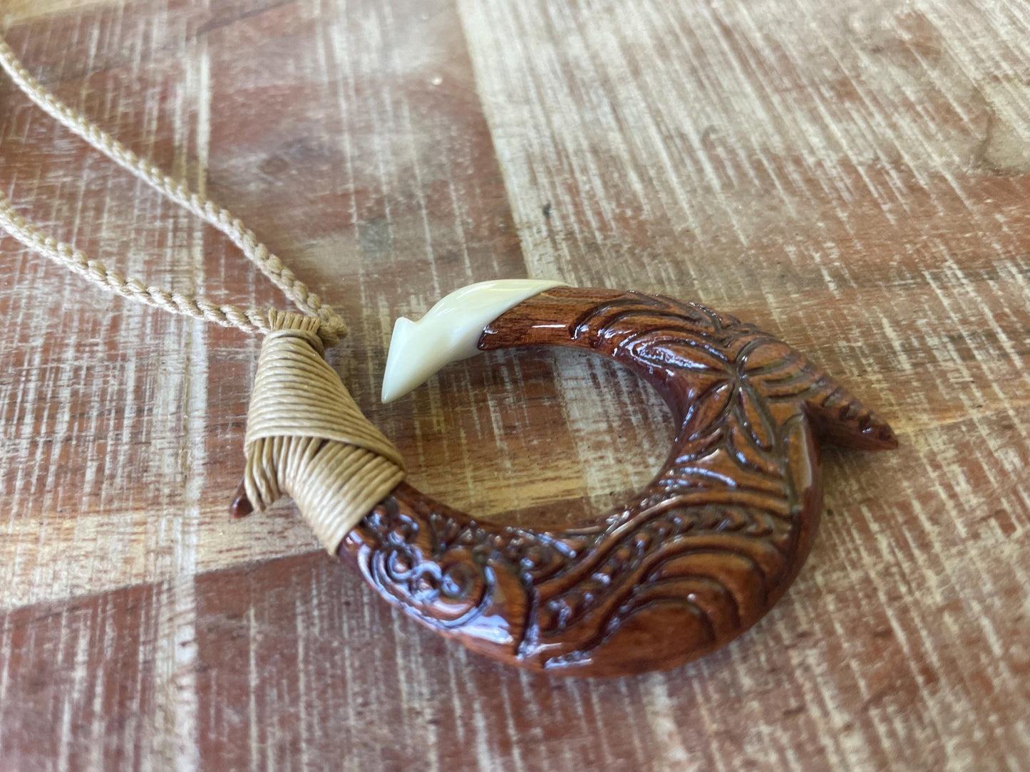 Handcarved Bone & Koa Wood Makau Pendant – Hawaiian Fish Hook Necklace