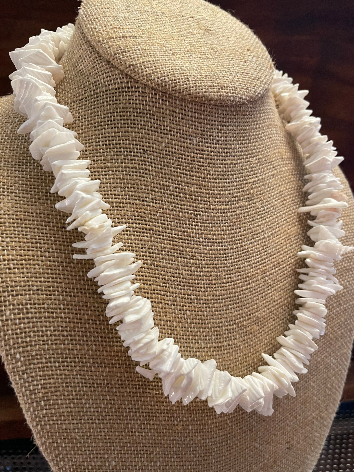 Classic White Authentic Puka Shell Necklace - Retro 1990’s Style