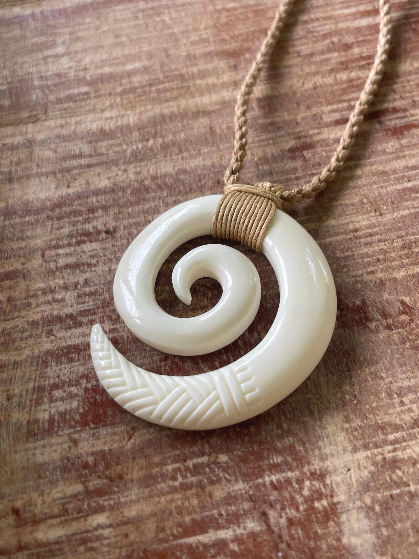 Hand Carved Buffalo Bone Koru Necklace – Maori Fern Pendant
