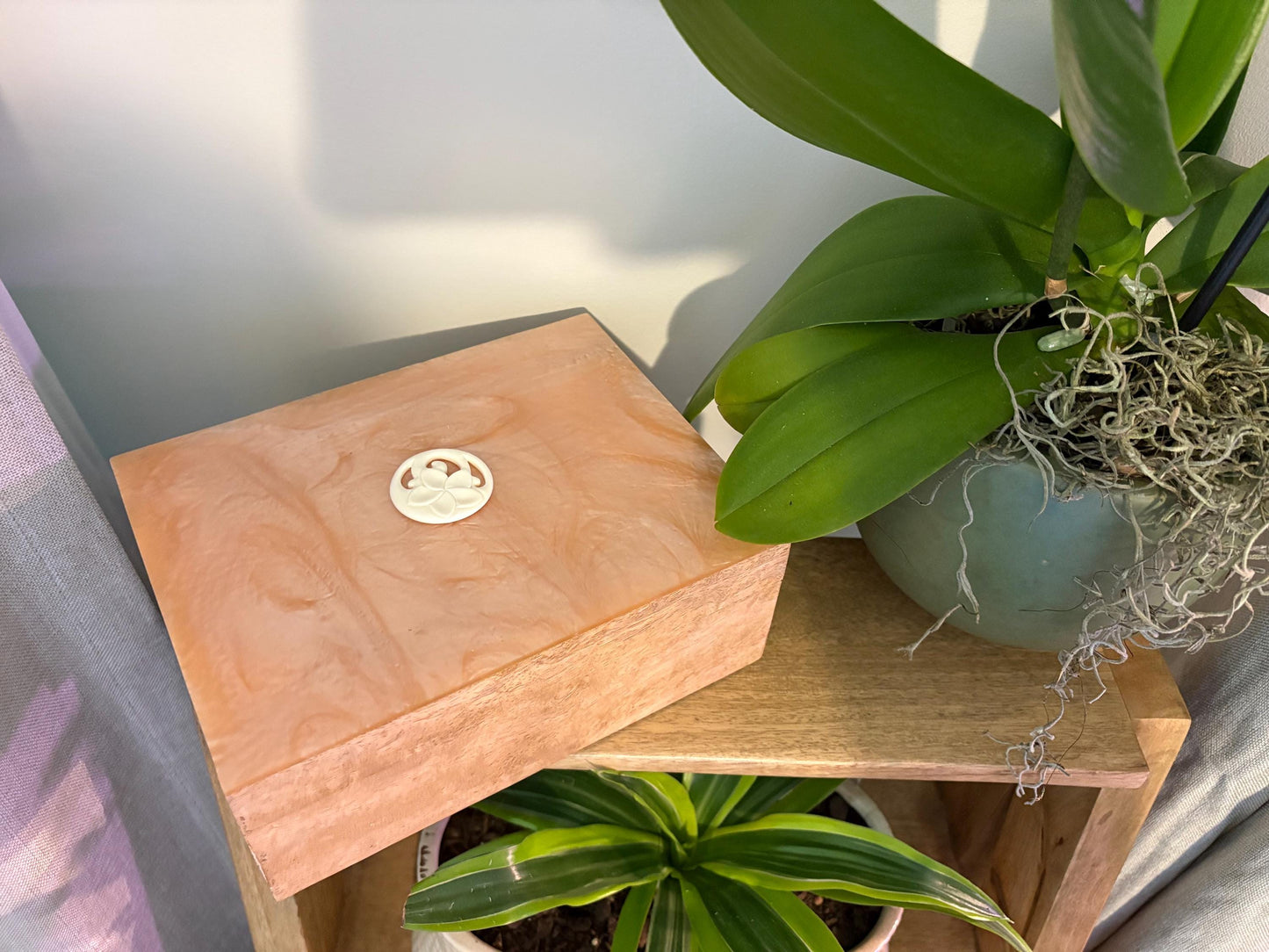 Hand-Crafted Polynesian Trinket Box: Faux Shell Inlay, Bone Koru Decor