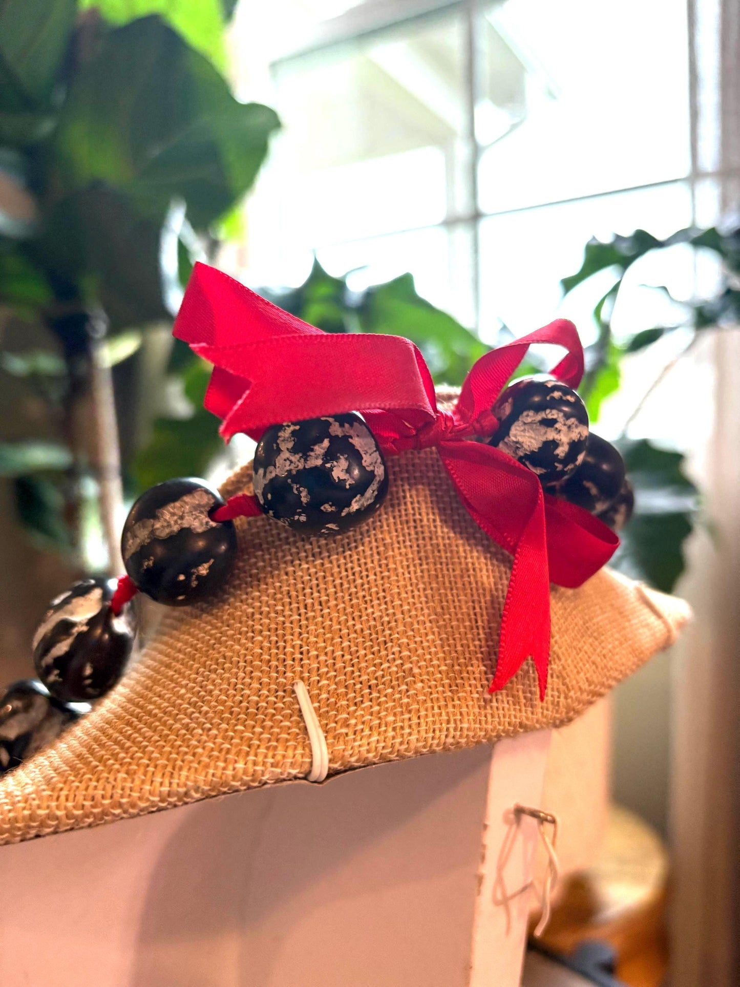 Authentic Kukui Nut Lei: 32" Black & White with Red Ribbon