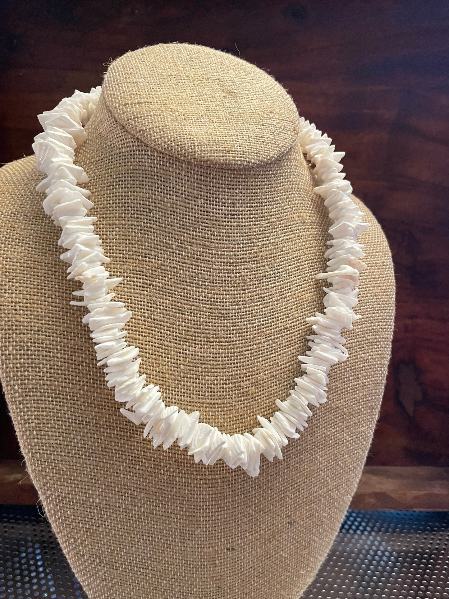 Classic White Authentic Puka Shell Necklace - Retro 1990’s Style