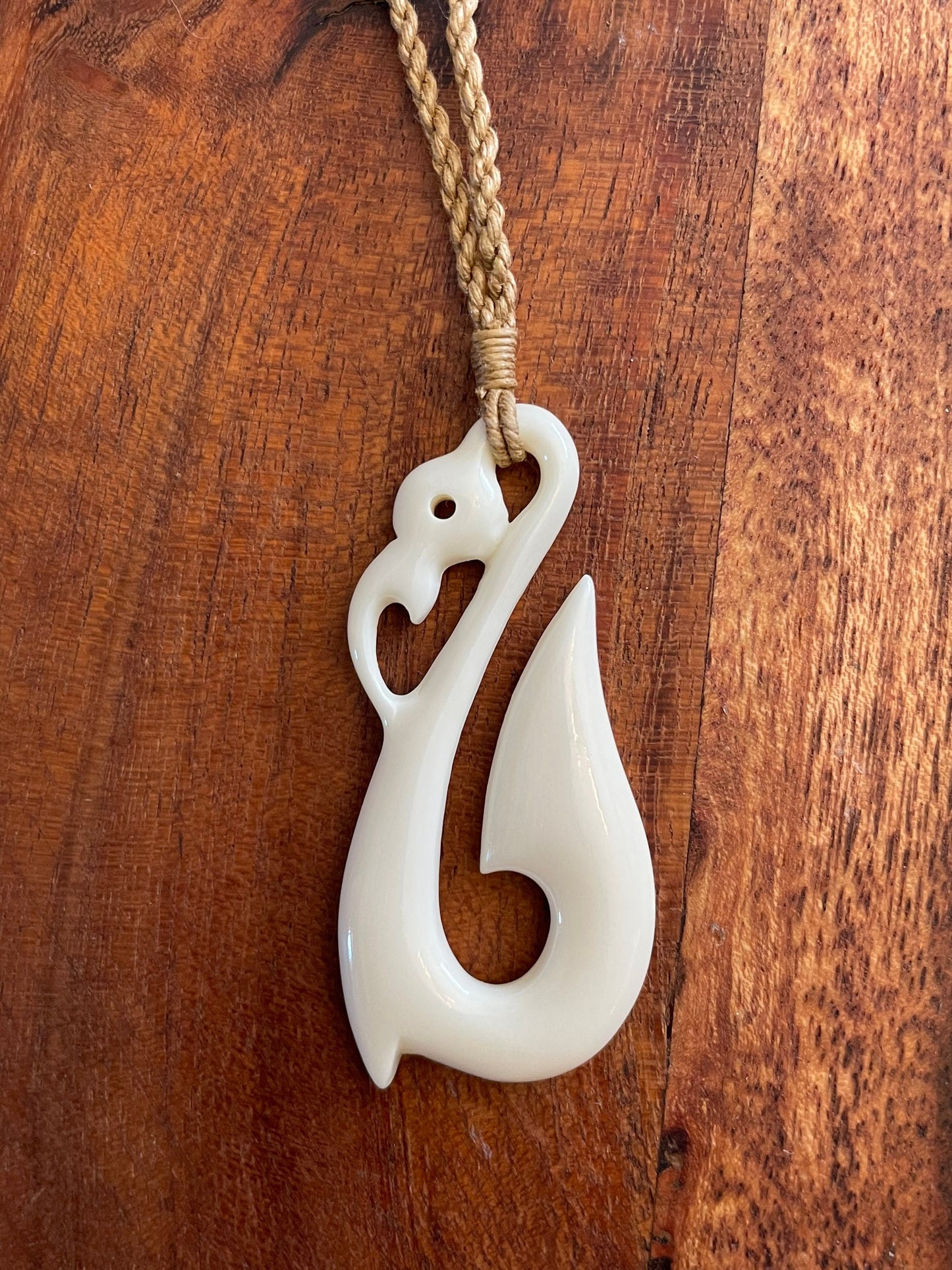 Hand Carved Buffalo Bone Fish Hook Necklace - Polynesian Makau Jewelry