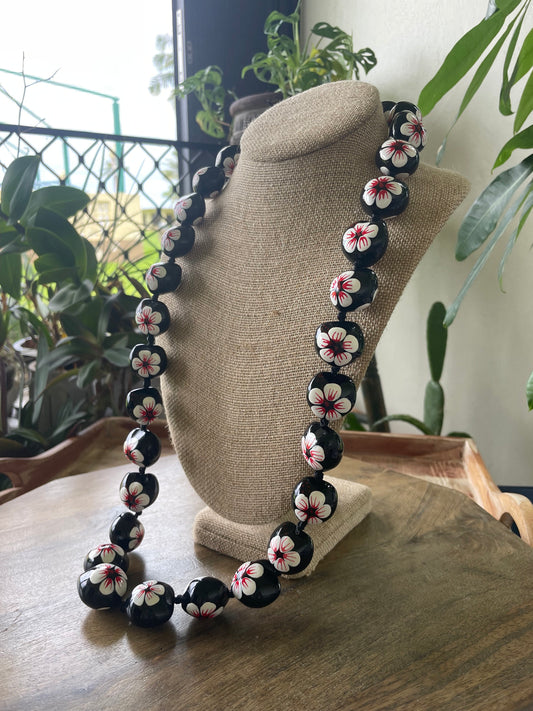 Hand-Painted Kukui Nut Lei: White & Pink Hibiscus, Ribbon Tie