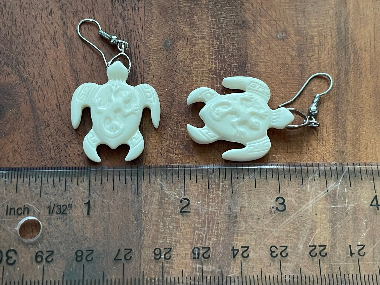 Bone Sea Turtle Dangle Earrings - Polynesian Pili Engraved Honu