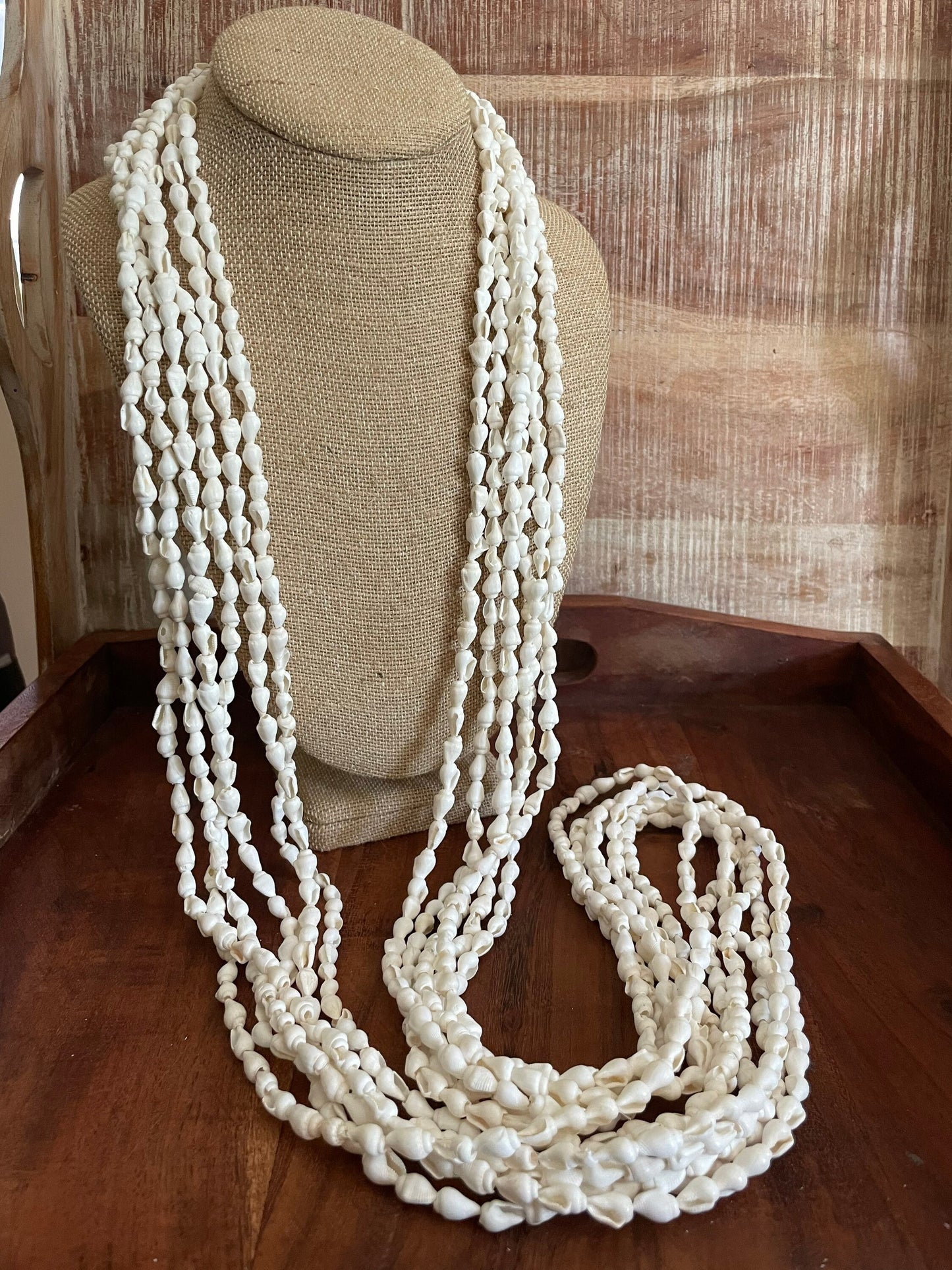 Handcrafted Nasa Shell Lei Necklace Set – Polynesian Island Wear