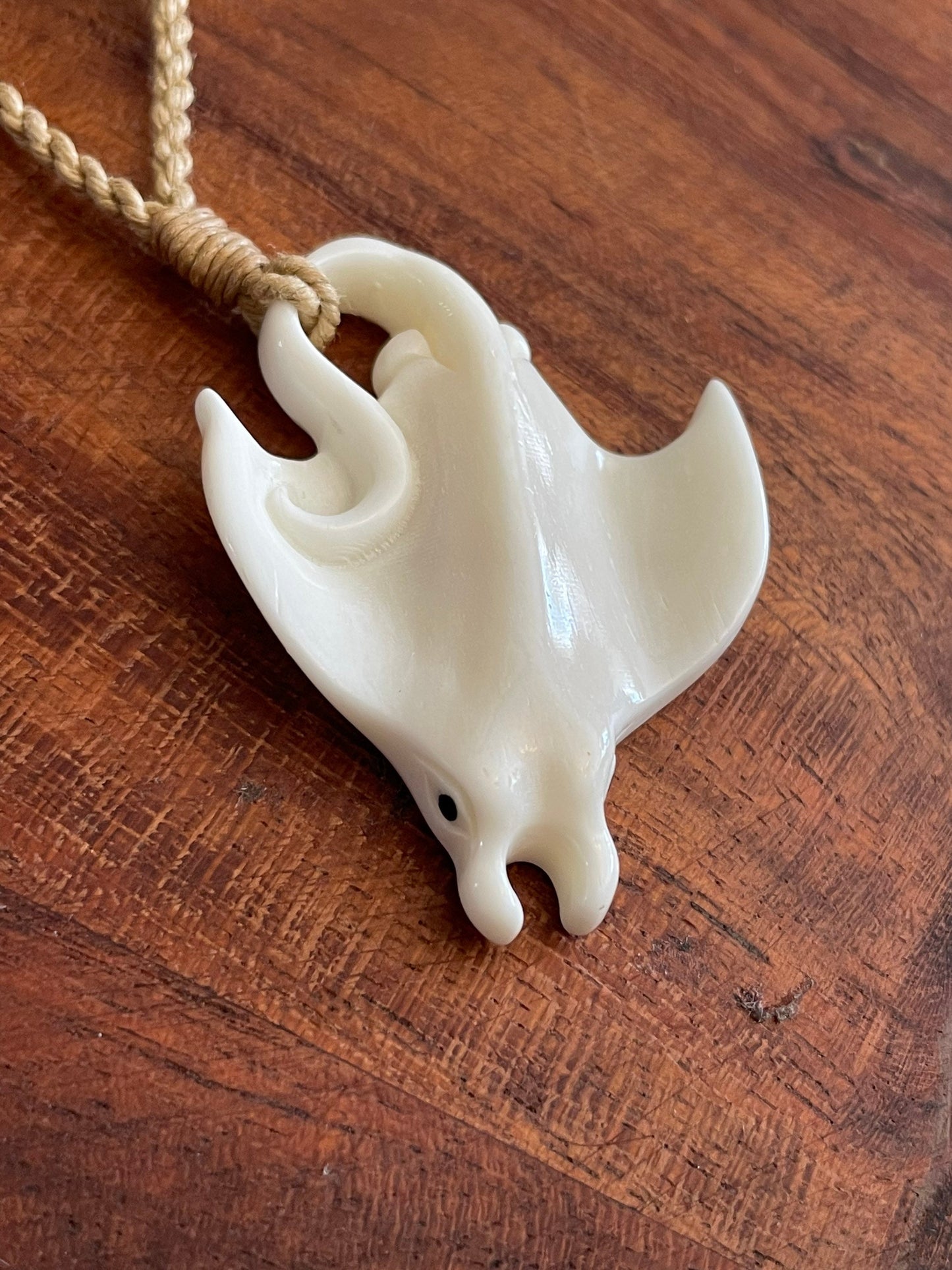 Hand Carved Buffalo Bone Manta Ray Necklace – Polynesian Freedom Symbol