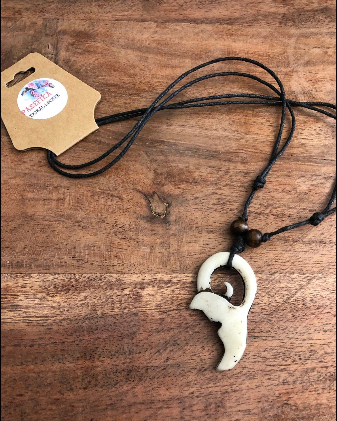 Simple Whale Tail Bone & Resin Adjustable Necklace