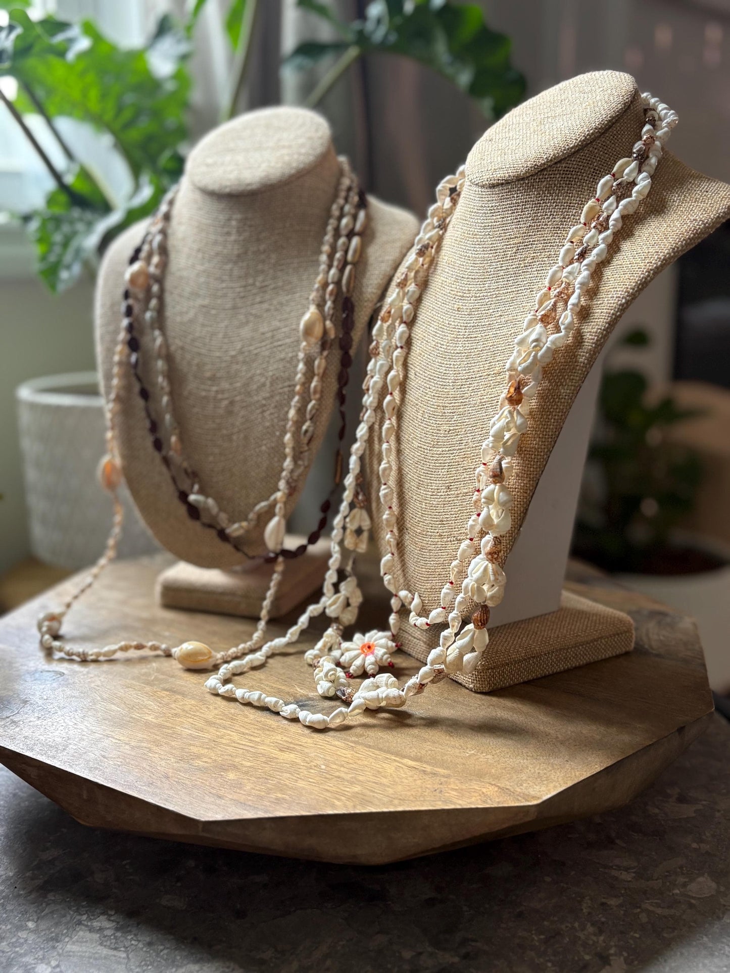 Seashell Lei Set: Polynesian Celebration Necklace Collection