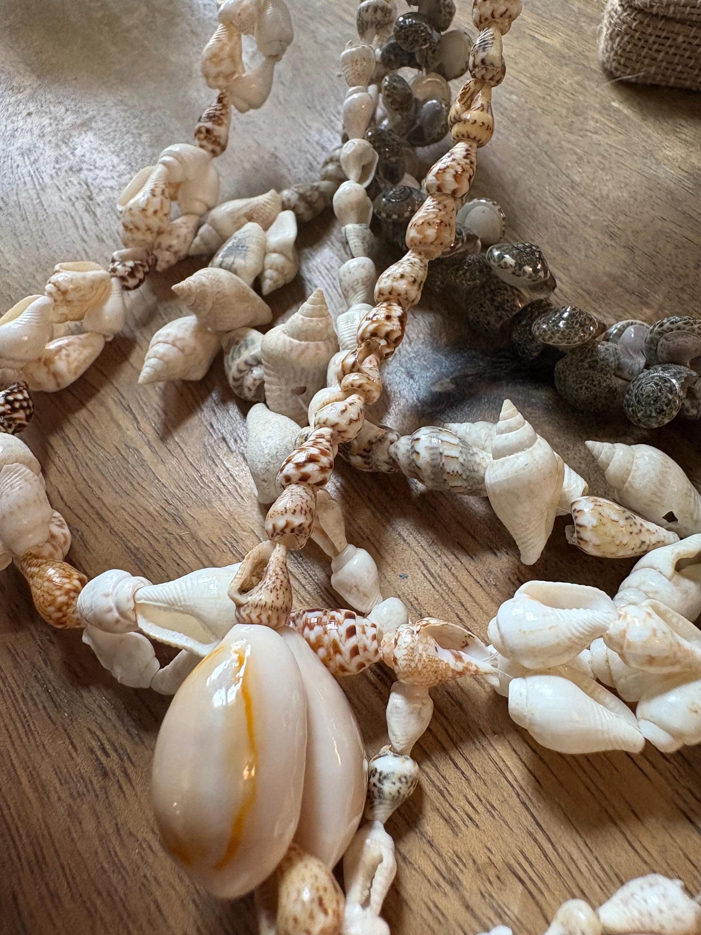 Seashell Lei Set: Authentic Polynesian Celebration Necklaces